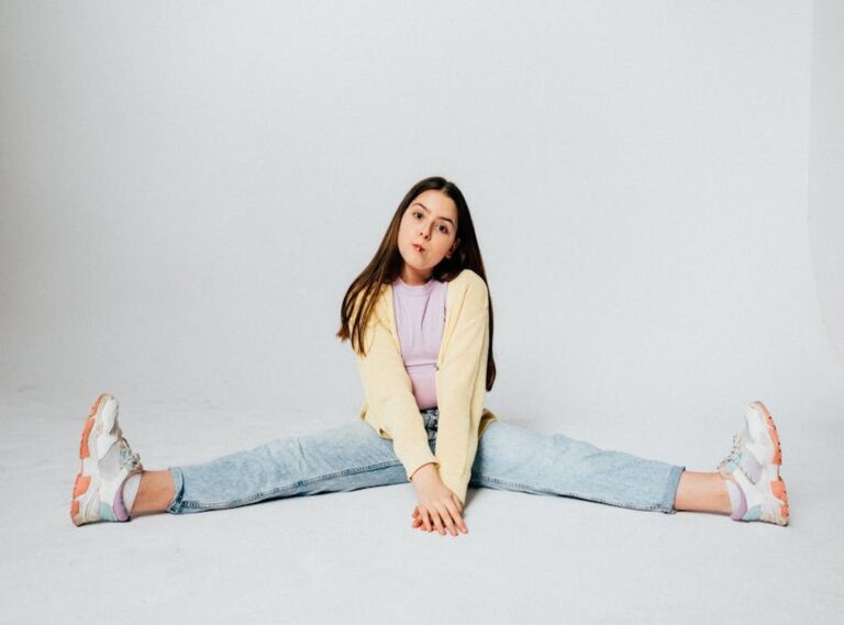 Does Tobeca Eavazlti Have a Girlfriend